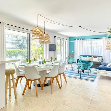 Nice With Private Garden, Pool & Parking Apartment Cannes